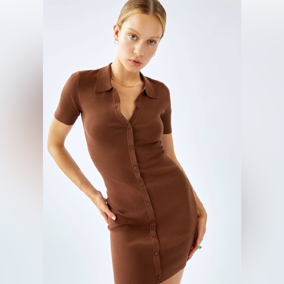 Sunday Best Dresses & Skirts - Sunday Best Aritzia | collared dress cognac brown stretch button front medium